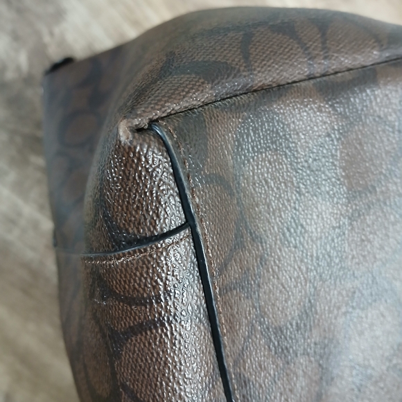Coach Tote Bag In Signature Canvas & Leather Carryall Brown and black. - Picture 13 of 16